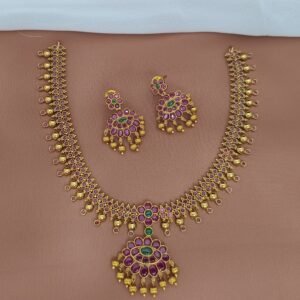 NECK06