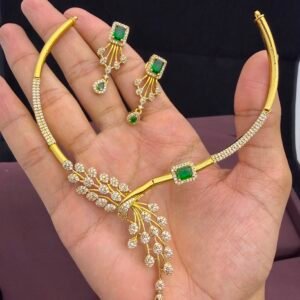 NECK023
