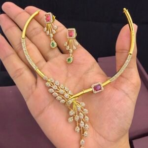 NECK025